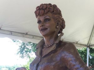 lucille_ball_statue_a_l