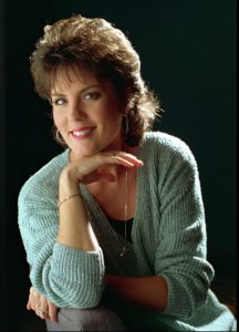 HOLLY DUNN