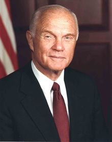 220px-john_glenn_low_res